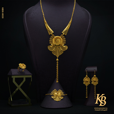 Gold sets